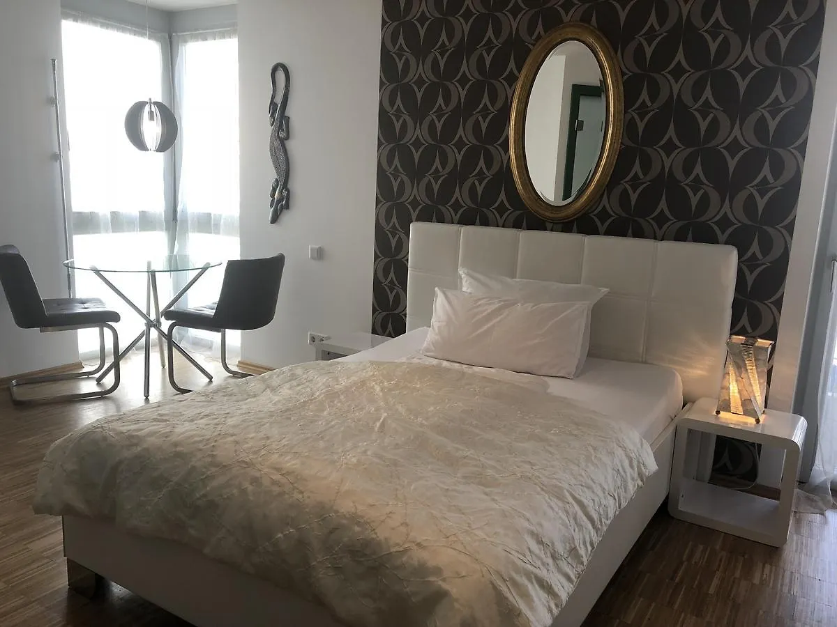 Apart-hotel Sunny Apartment Munique